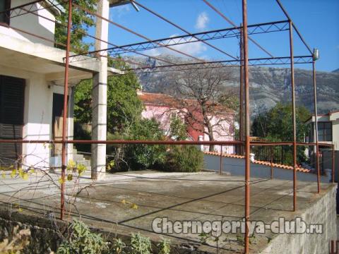 11 Дом / Вилла в Сутоморе за 140 000 €