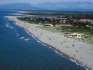 Пляж Ada Bojana Nudist beach (нудистский пляж Ада Бояна, песчаный)