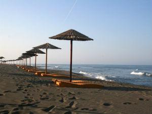Пляж Ada Bojana Nudist beach (нудистский пляж Ада Бояна, песчаный) вУльцине / Пляжи / Достопримечательности в Черногории
