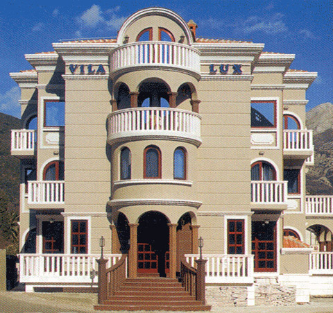 Villa Lux