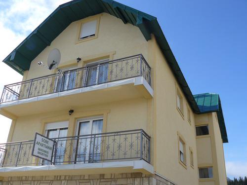 Отель Apartments Sarovic 3* Жабляк Apartments Sarovic